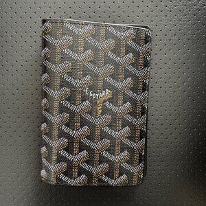Grenelle Passport Cover Black